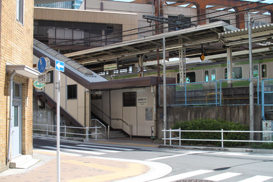 JR浜松町駅・金杉橋口