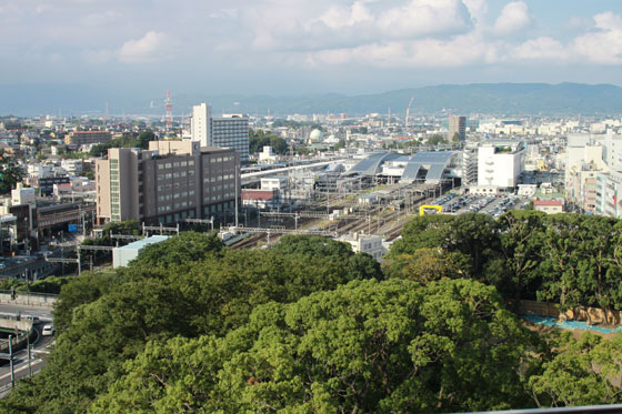 小田原城からの小田原駅