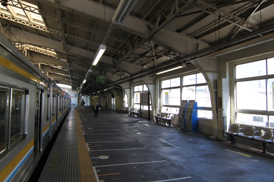 鶴見駅・鶴見線ホームその三