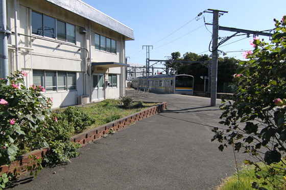 鶴見線・浅野駅その一