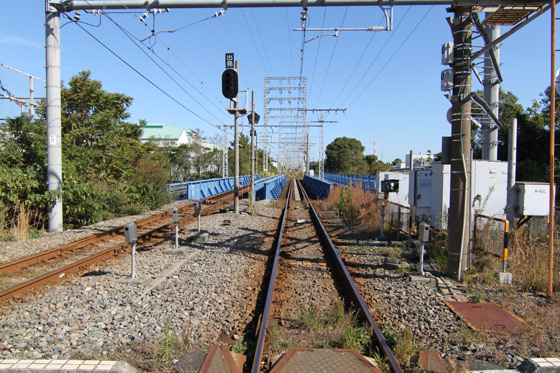 鶴見線・線路