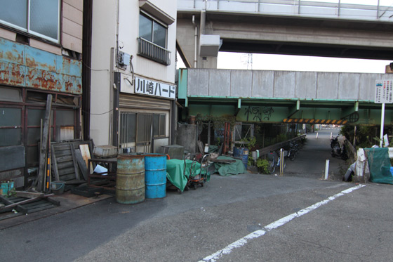 鶴見線・浜川崎駅近くその三