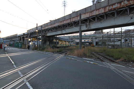 南武線・浜川崎駅