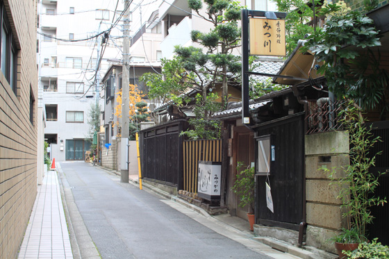 湯島・すきうどん 満川その一