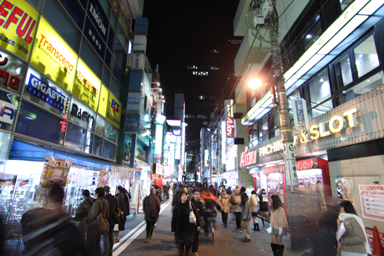 夜の秋葉原2013