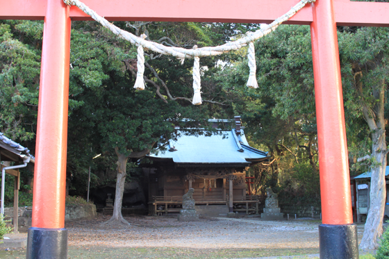 海南刀切神社の社殿