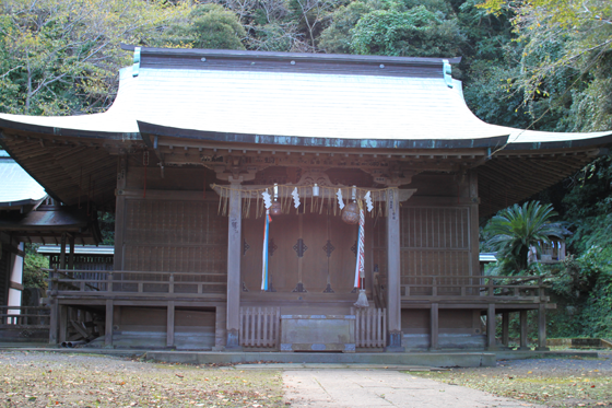 洲崎神社の社殿