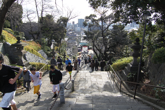 此経難持坂を上から